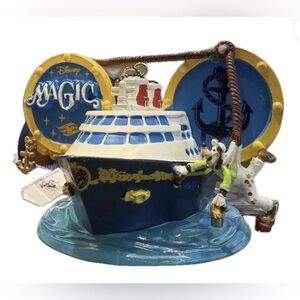 Exclusive Disney Cruise Line DCL Magic Painter Goofy Ear Hat Ornament